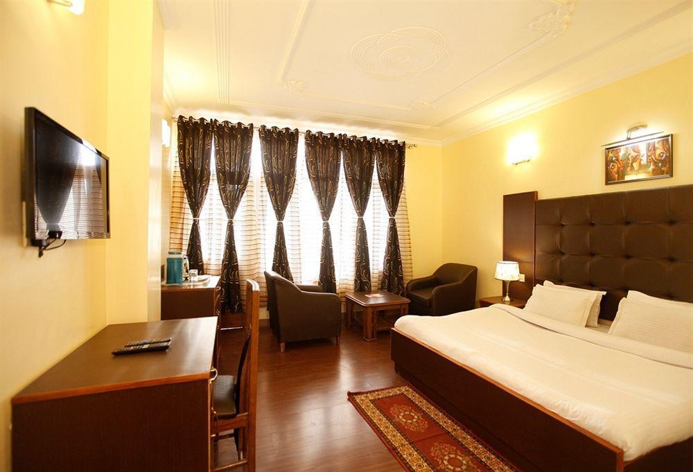 Bridge View Regency Hotel Shimla Buitenkant foto